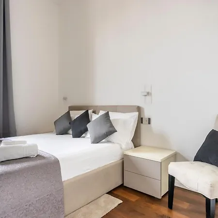 Apartman San Marco Black Luxury Con Terrazzo E Parcheggio Su Richiesta *