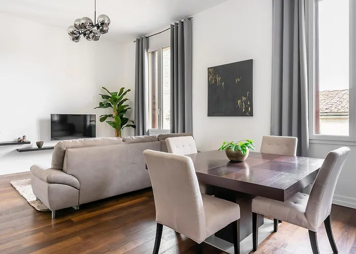 San Marco Black Luxury Con Terrazzo E Parcheggio Su Richiesta * Φλωρεντία