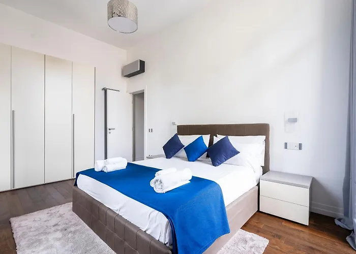 San Marco Black Luxury Con Terrazzo E Parcheggio Su Richiesta Διαμέρισμα *